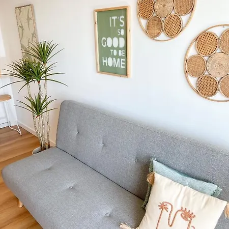 Cozy With Sea Views