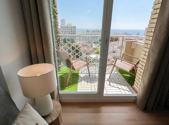 Cozy With Sea Views